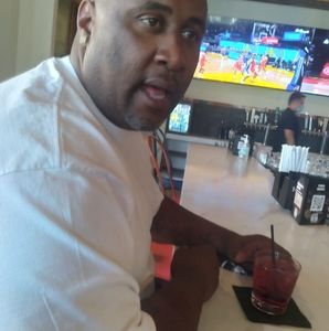 Meet your Posher, Delvon